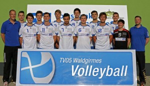 Hi.v.li. Julius Keller, Leo Mengel, Matthias Mülke, Philipp Schumann, Volker Zimmermann, Marek Bender, vo.v.li.: Trainer Thomas Autzen, Simon Breiter, Kapitän Peter Schlecht, Farzad Rasuli, Maro Schossée, Max Froböse, Tobias Rücker, Trainer Daniel Bock. Nicht auf dem Bild: Rene Martin, Tobias Rink, Max Barnusch, Arndt Schlierbach, Hannes Hübner