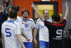 re Arndt Schlierbach, li Max Froböse, TV Waldgirmes;  Foto: Stephan Rehor